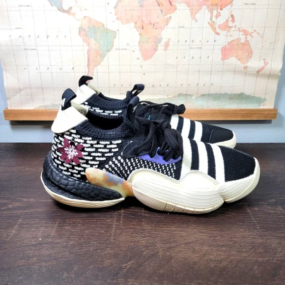 adidas | Shoes | Brand New Adidas Trae Young 2 Flowers Mens  display picture 1
